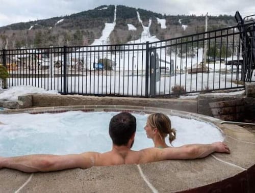 Cozy getaway at Attitash Mountain Village