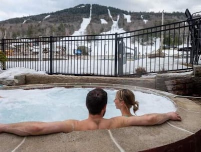 Cozy getaway at Attitash Mountain Village