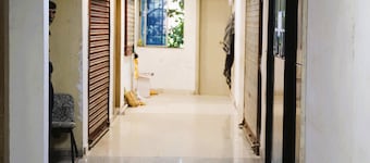Deluxe Service Apartment 3 BHK City Centre