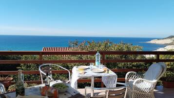 Apartemen, 2 kamar tidur, balkon, pemandangan kebun | Balkon