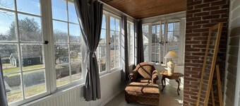 After the Game 2 - 2nd floor apt near ASV