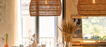 La vigneronne between vineyards and sea with private pool