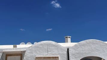 Πρόσοψη καταλύματος