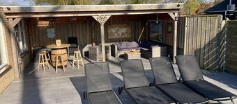 Holiday house Stavenisse for 1 - 6 persons with 3 bedrooms - Twin house