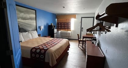 Conn Brown Harbour Inn