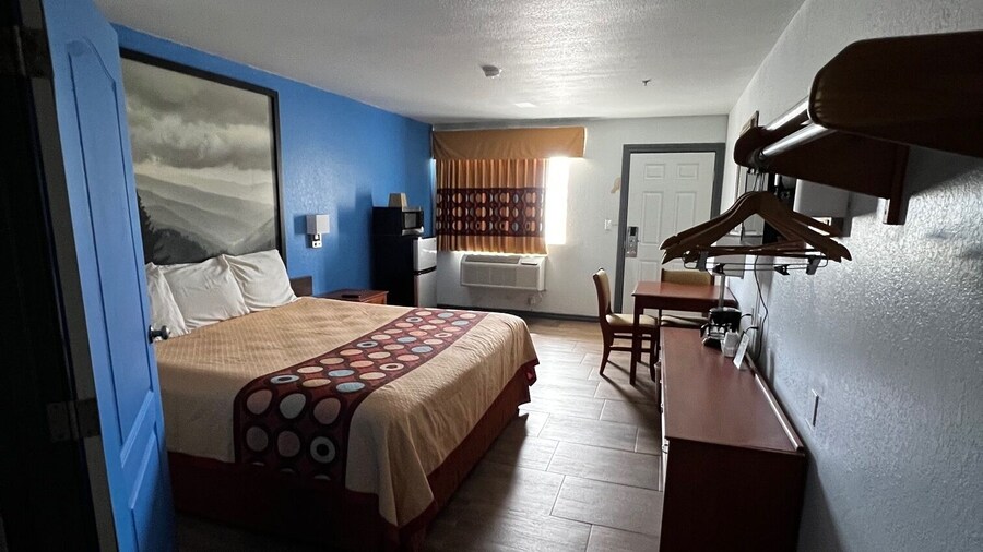 Conn Brown Harbour Inn