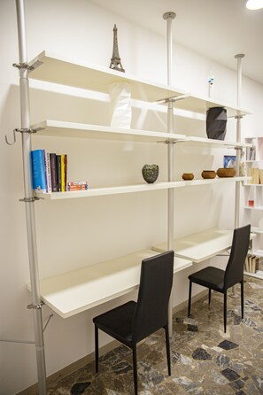 Interior - Venezia a 15 min bus sotto casa ogni 10 min, parcheggio libero, animali ammessi. (Chirignago-Zelarino)