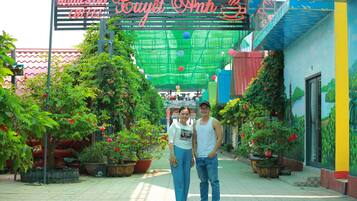 واجهة المنشأة