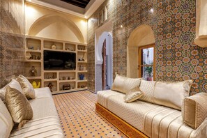 Living area - Dar Al Jeld Guesthouse  (Rabat)