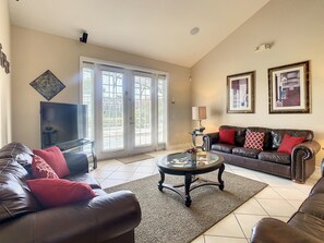 Room - Fantastic 7 Bed 6 Bath in Prestigious Gated Comm (Kissimmee)