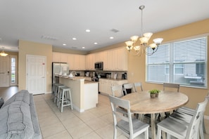 House - Veranda Home 8br 6 En-suites Lake View Pool SPA (Kissimmee)