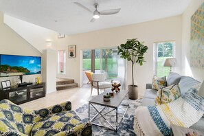 Villa | 3 bedrooms - Minutes to Disney Boutique 3BR 2 5 Bath Coastal TH (Kissimmee)