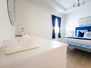 1 chambre, fer et planche Ă repasser, Wi-Fi gratuit, draps fournis