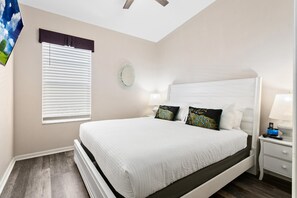 Villa - South Facing Pool 4 Bedroom 3 Bath Villa (Kissimmee)