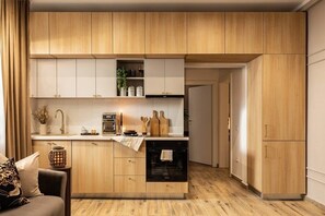 Interior - Qult • Jumanji (București)