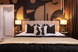 2 dormitoris, escriptori, planxa i posts de planxar i wifi 