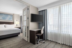 1 chambre, literie de qualité, bureau