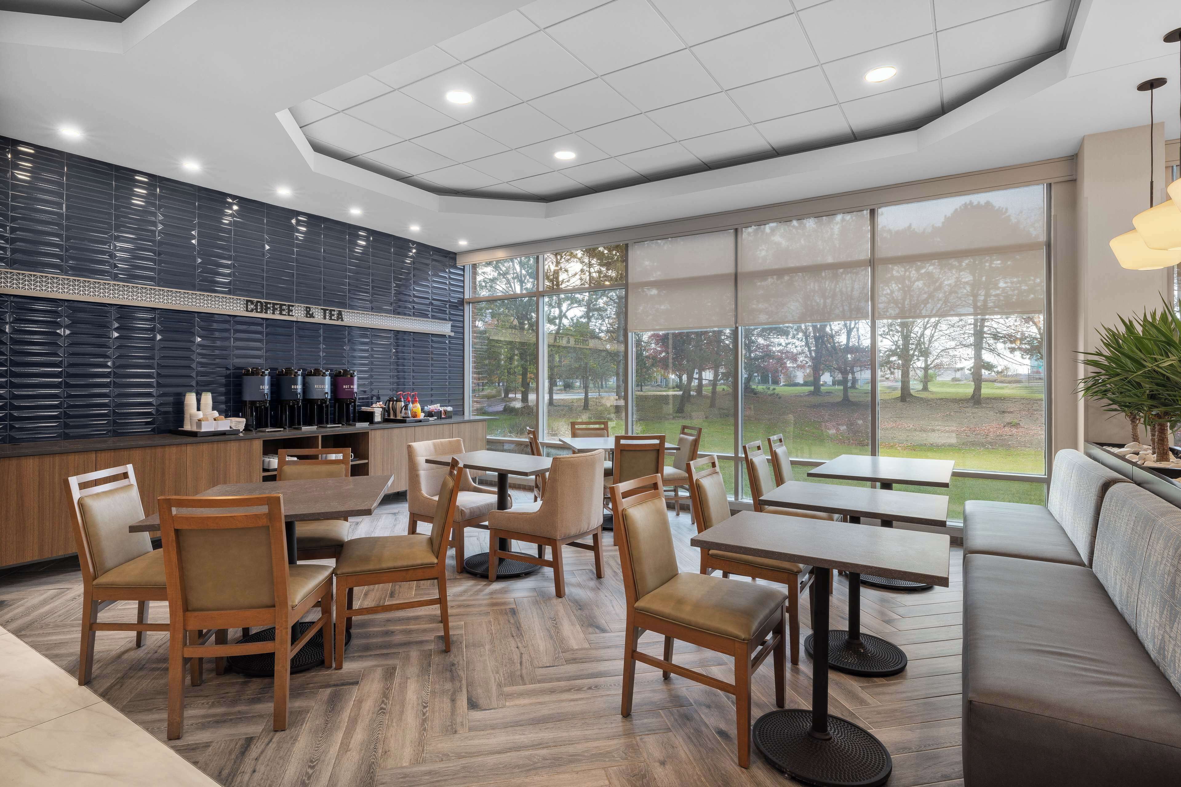 Desayuno buffet incluido todos los días