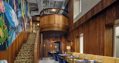 DUO Hotel Lisbon, Curio Collection by Hilton