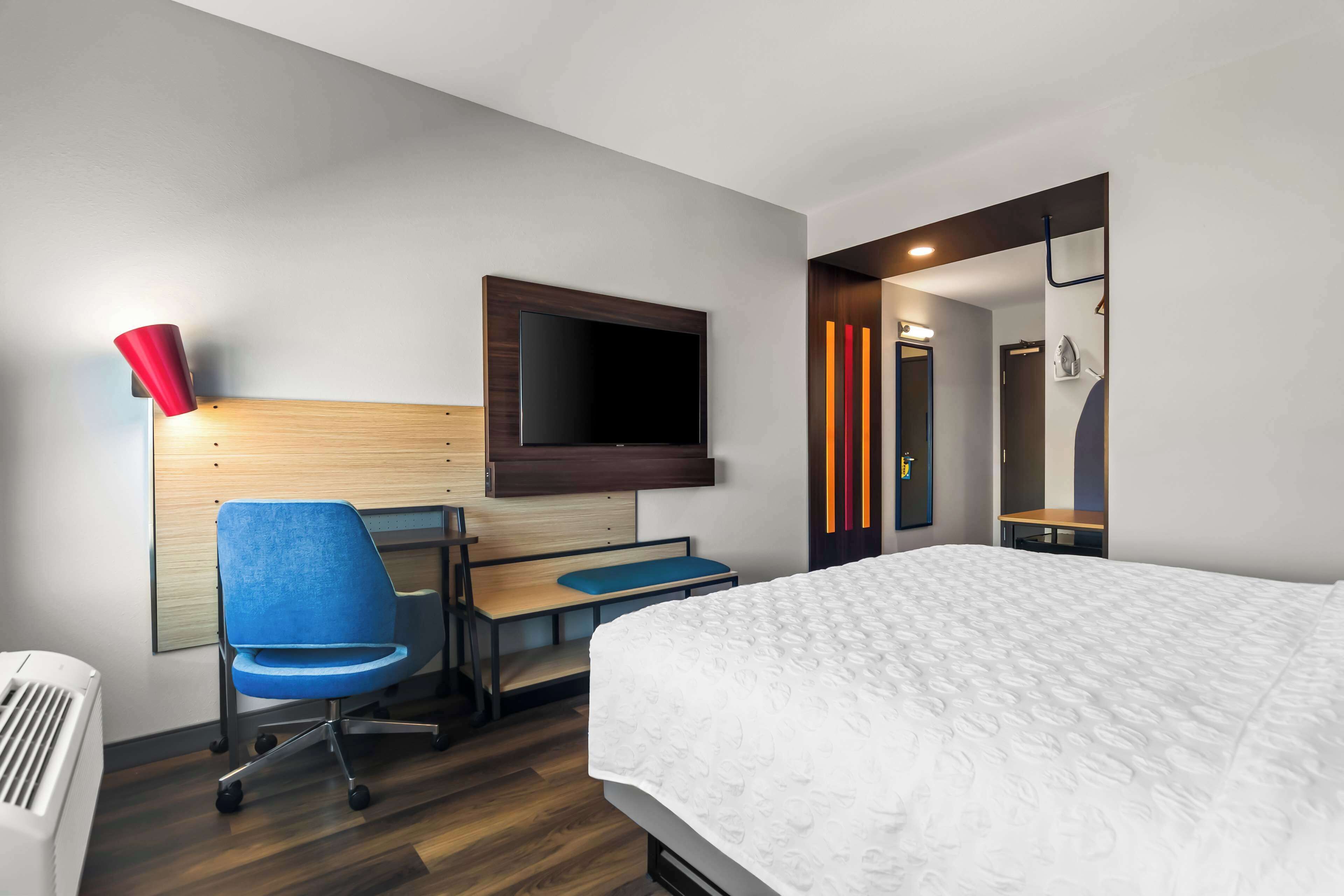 Photo - Tru By Hilton Rogers Bentonville