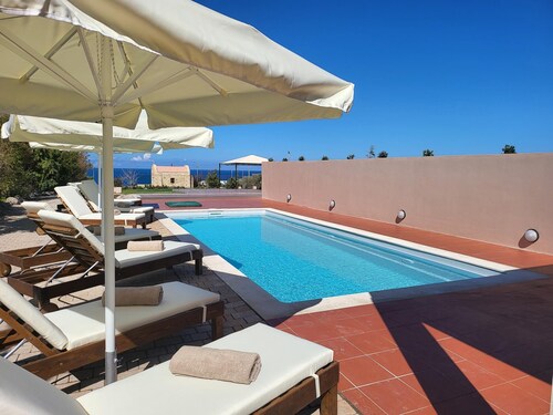 Luxury Villa Mikaela