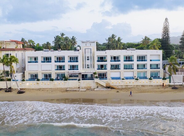 Exterior - Cabarete Beach Condo (Cabarete)