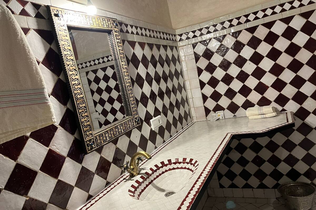 Deluxe Twin Room | Bathroom