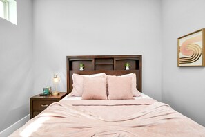 4 bedrooms, iron/ironing board, travel crib, free WiFi
