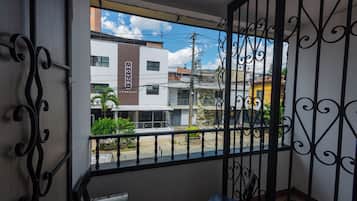 Doppia Superior | Vista strada