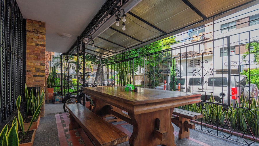 Hotel Lares 70 Laureles