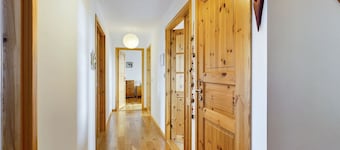 Large modern house in Burra