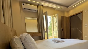 Deluxe Double Room, City View - Exotic Pyramids hotel  (Giza)