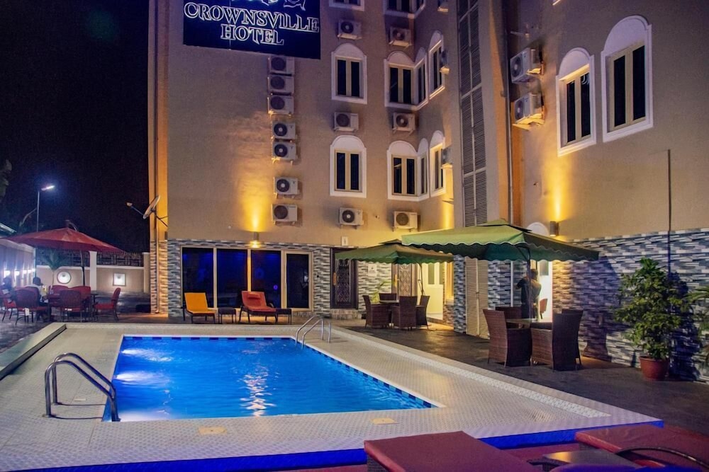 Crownsville Hotel image