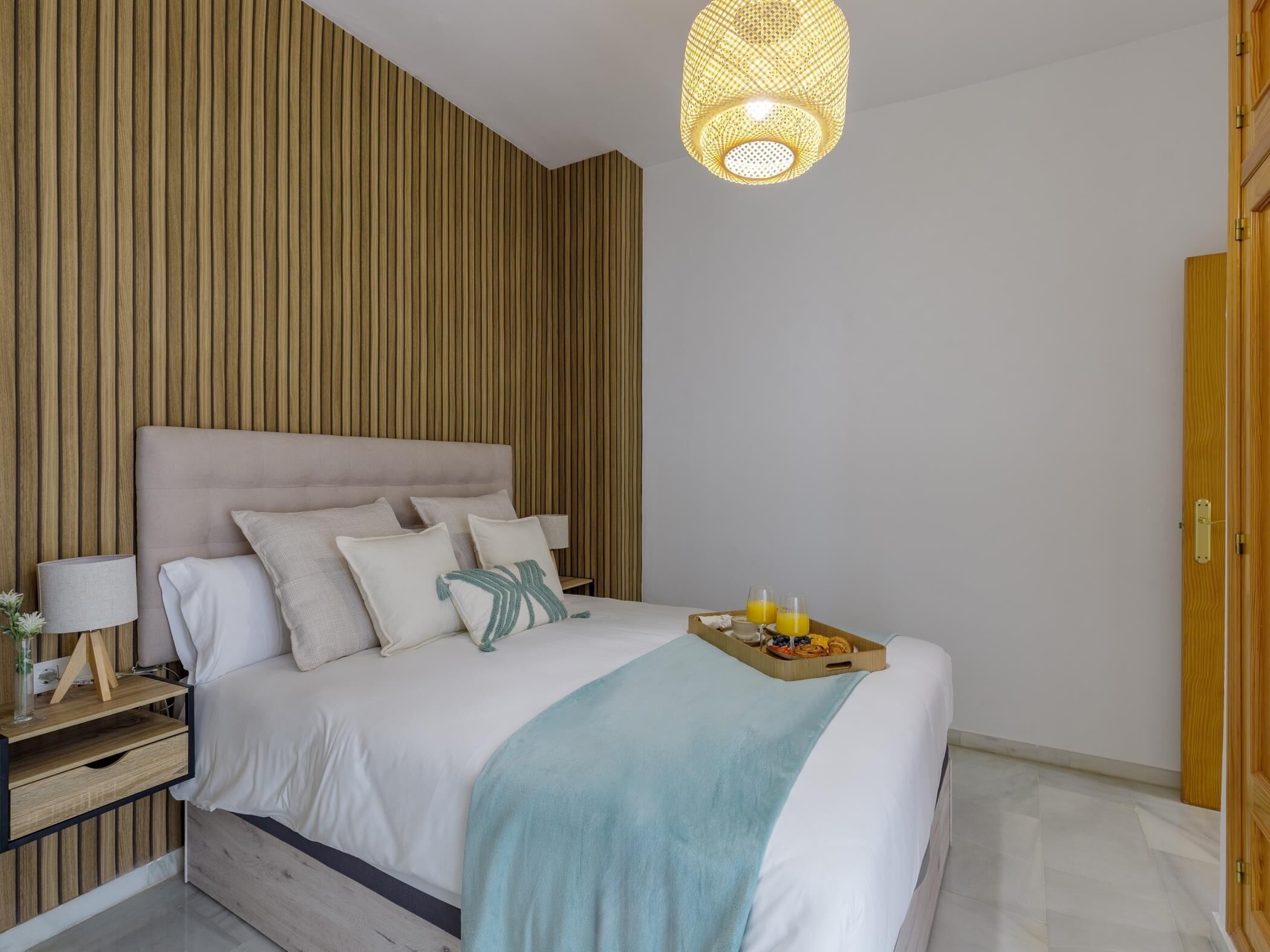 2 bedrooms, iron/ironing board, Internet, bed sheets
