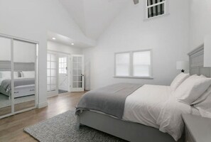 5 Schlafzimmer, Bügeleisen/Bügelbrett, WLAN, Bettwäsche