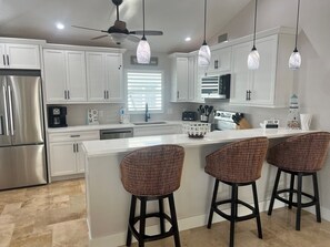 Fridge, coffee/tea maker, toaster