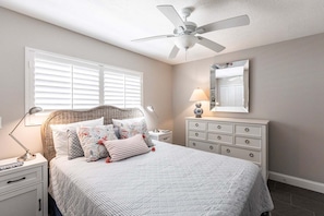 2 bedrooms, iron/ironing board, WiFi (free), bed sheets
