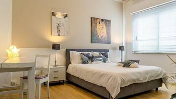 2 Schlafzimmer, Bügeleisen/Bügelbrett, WLAN