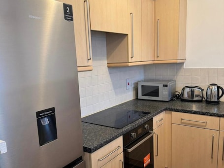 ์ํํธ | ์ ์ฉ ์ฃผ๋ฐฉ | ๋์ฅ๊ณ , ์ ์๋ ์ธ์ง, ์ค๋ธ, ์ฟกํ