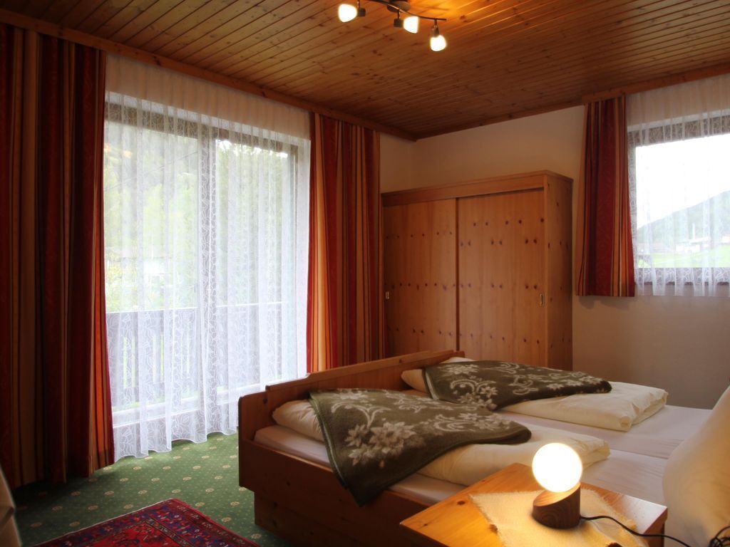 Doppelzimmer Mit Balkon - Hubertushof Beim Römerbad - Bad Kleinkirchheim