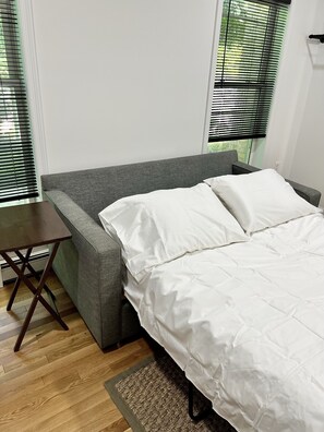 Strykejern/-brett, wi-fi og sengetøy