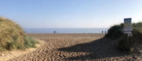 Cabin | Beach