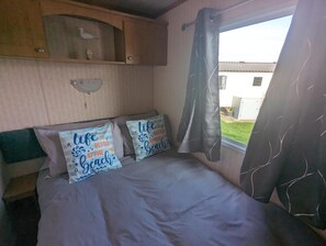 小屋 | 3 多间卧室、熨斗/熨衣板、免费 WiFi、床单