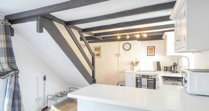 The Coach House, Newcastle Emlyn