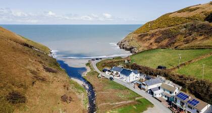 Tanyfron, Llangrannog