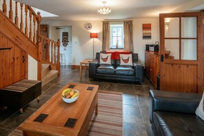 Smart-TV, DVD-Player, Bücher