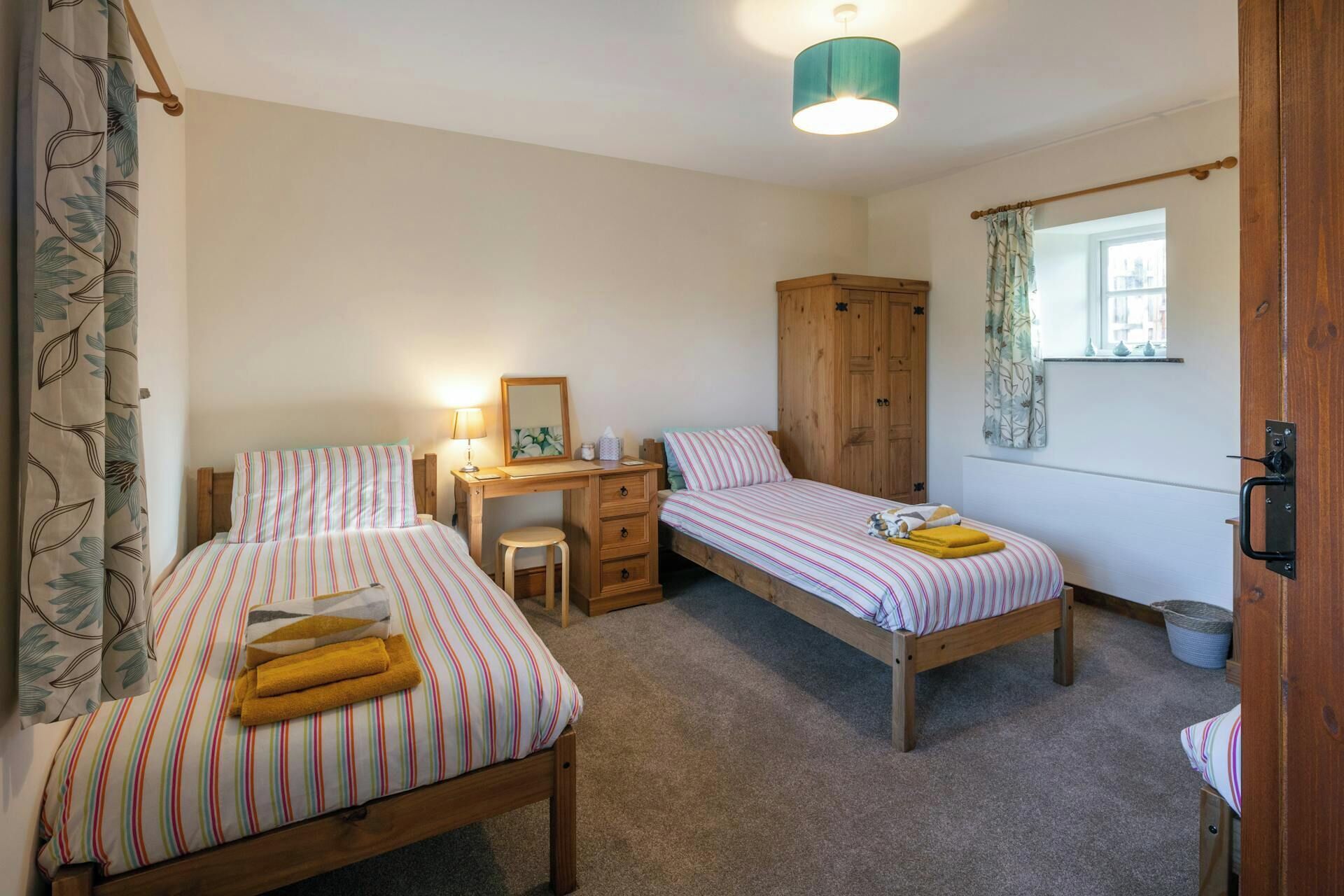 4 bedrooms, iron/ironing board, travel crib, free WiFi