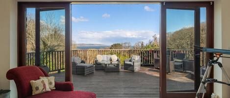 TV connectée, cheminée