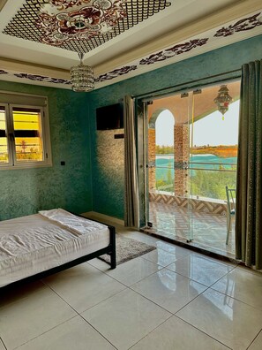 6 quartos, Wi-Fi, roupa de cama