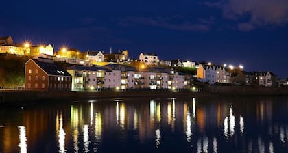 Seymour, Johnston - Two Bedroom Cottage, Sleeps 4